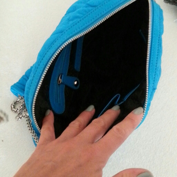 * SOLD* BCBGENERATION Satchel - Picture 3 of 4