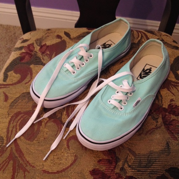 Mint classic Vans
