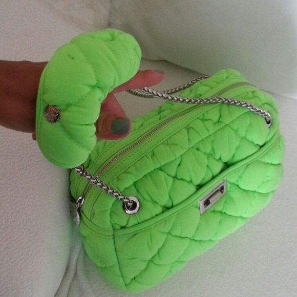 BCBGENERATION - Picture 1 of 4