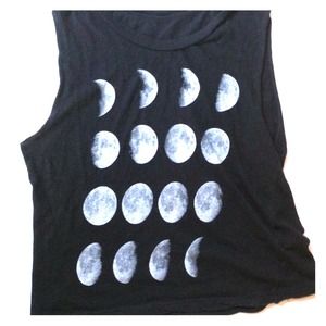 Brandy Melville moon phase tee