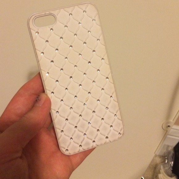 iPhone 5s case. - Picture 1 of 2
