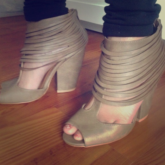 strappy sandal heel gladiator bohemian