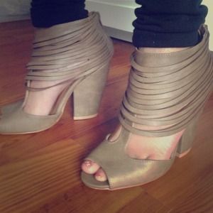 strappy sandal heel gladiator bohemian