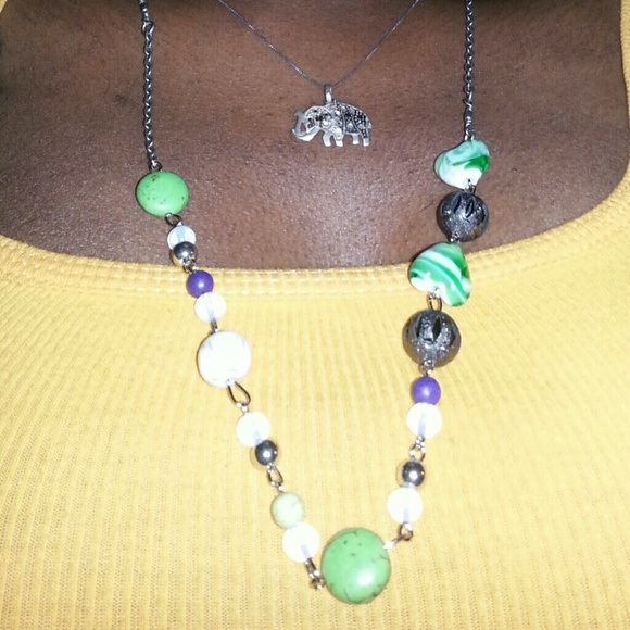 Metal and bead necklace