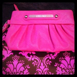 Jennifer Lopez Clutch - bright pink
