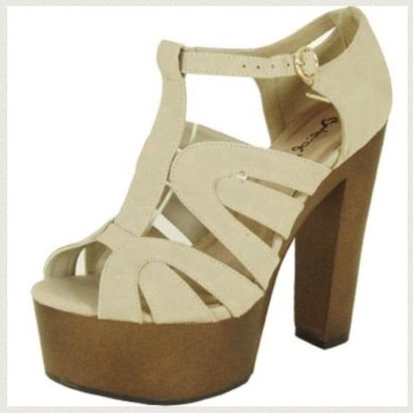 Wooden platform sandals NEW!