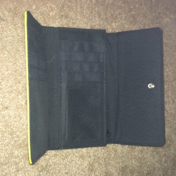 Wallet - Picture 2 of 3