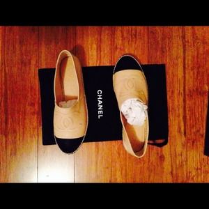 🎉HOST PICK 11/10🎉Authentic Chanel Espadrilles