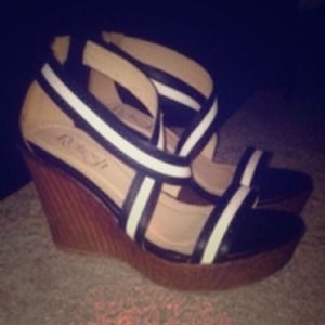 NWOT black, white, and tan wedges