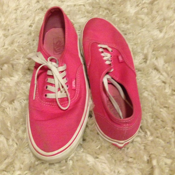 PINK VANS