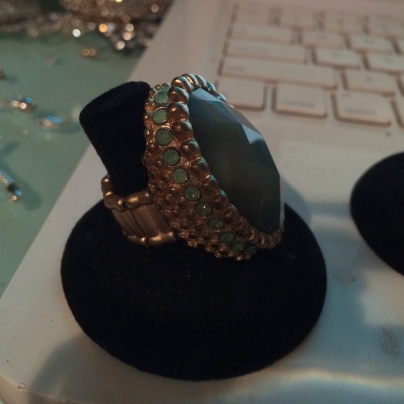 Ring - Picture 2 of 2