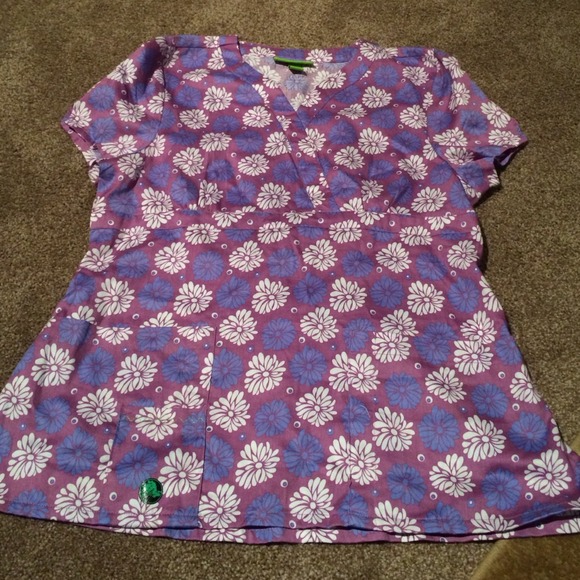 🎀Scrub top Bundle🎀