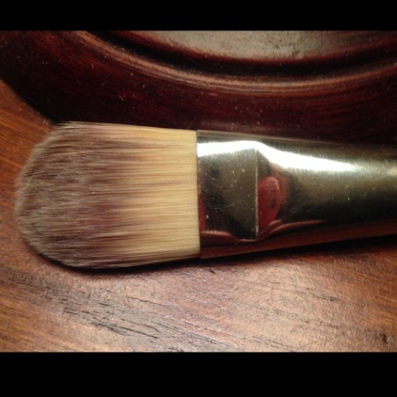 MAC 190 Foundation brush 💜 AUTHENTIC MAC