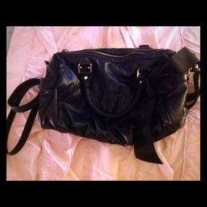 ~SOLD~ Steve Madden slouchy purse with rose bow