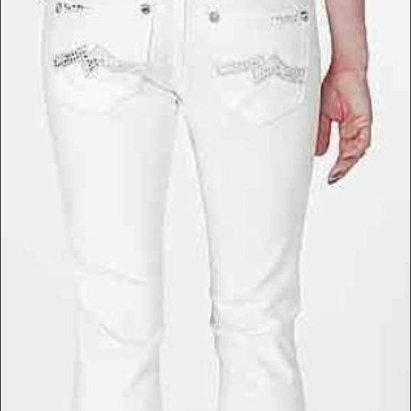REDUCED!! 🎀NWT 🎀 Miss Me jeans for summer🎀