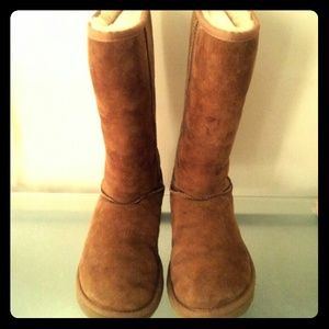 Authentic Tall Chestnut Uggs