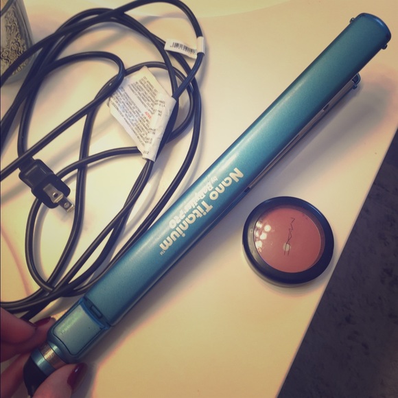 Gently used Baby Bliss Professional Flat Iron