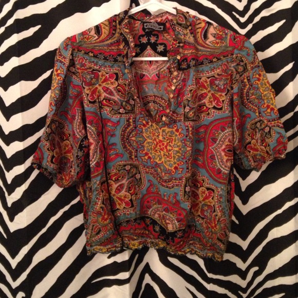 Adorable top/crop top