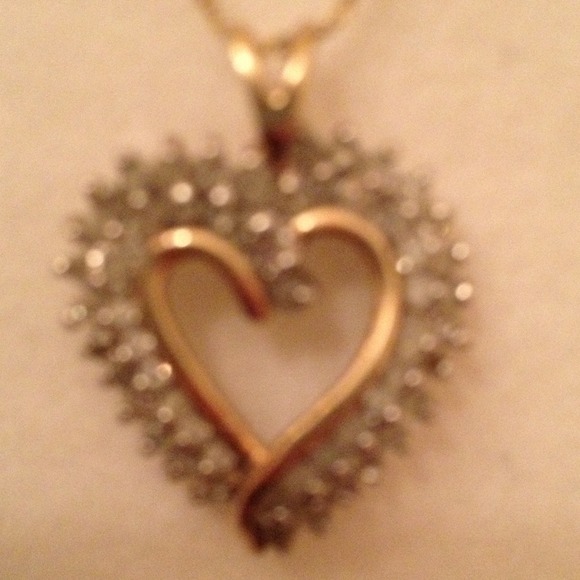 1/2 carat Diamond Pendant - Picture 2 of 4