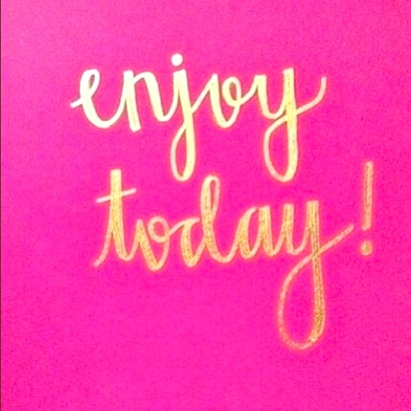 Happy Poshing Ladies 💁👗👠👛