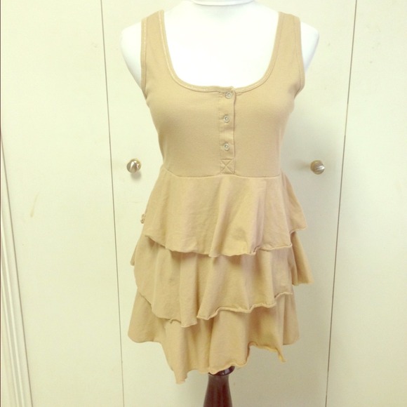 Beige tank top
