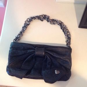 SMALL JUICY COUTURE HANGBAG WITH BOW DETAIL!