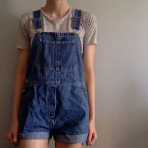 ❌❌SOLD❌❌ VINTAGE DENIM DUNGAREES/OVERALLS