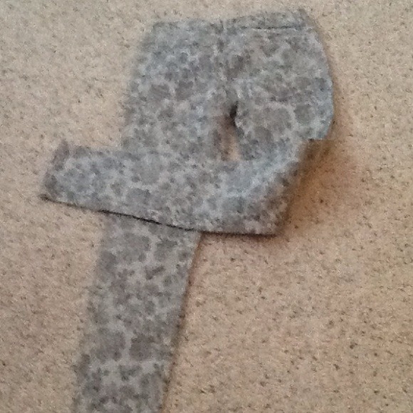 Mossimo floral skinny jeans