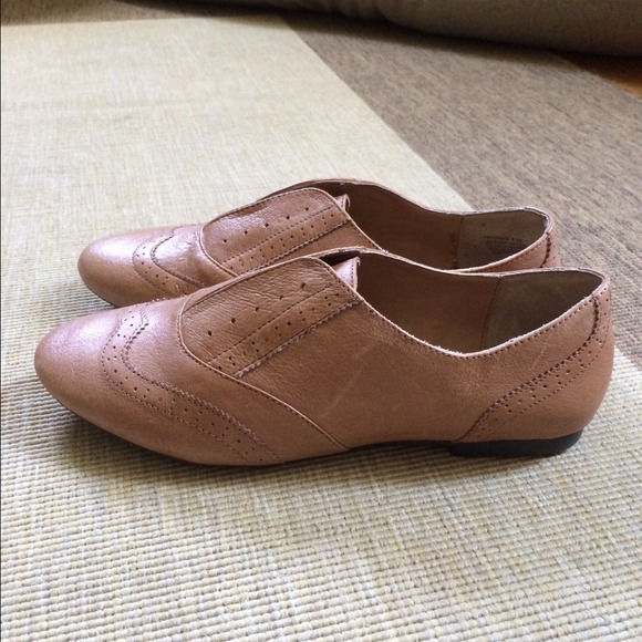 Steve Madden Laceless Oxfords