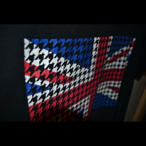 Flag T-shirt - Picture 2 of 2