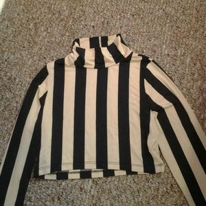 Cream and black striped fitted crop top