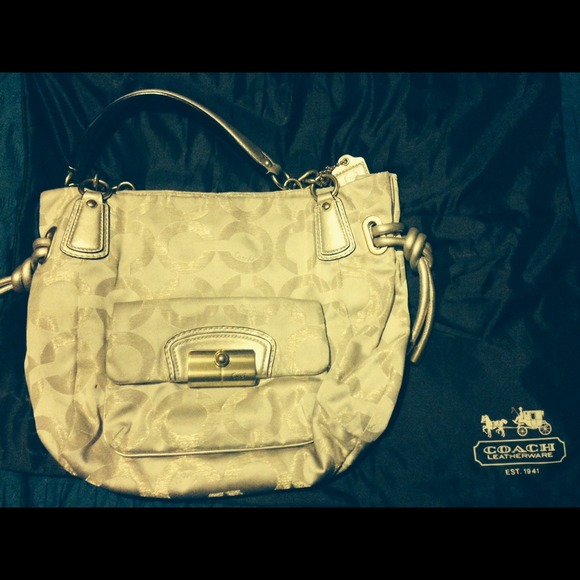 Coach Handbags - 👜🎉SALE!!!👜🎉Metallic Gold Coach Purse