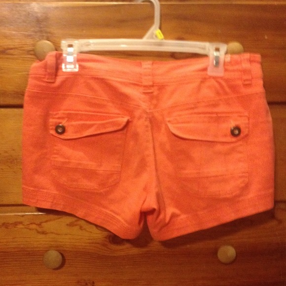 UB peach shorts - Picture 2 of 3