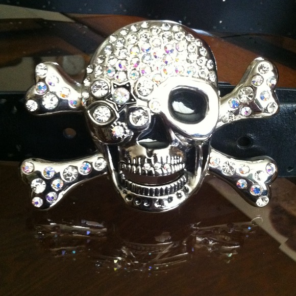Rhinestone skull/cross bones belt buckle and belt
