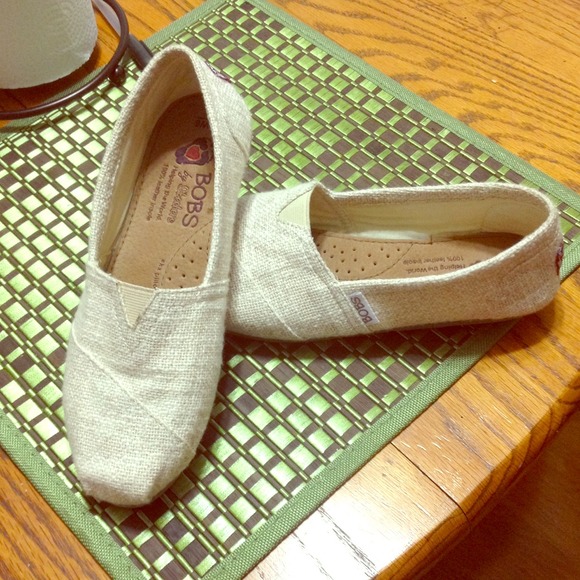 Bobs Shoes - Natural linen bobs