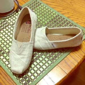 Natural linen bobs