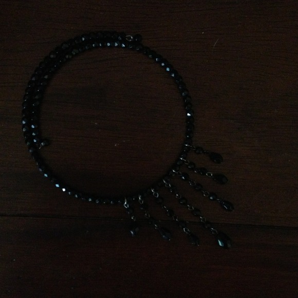Choker necklace