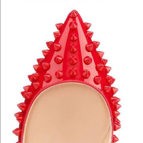 Red, red bottom shoes, very popular and fashion 👠