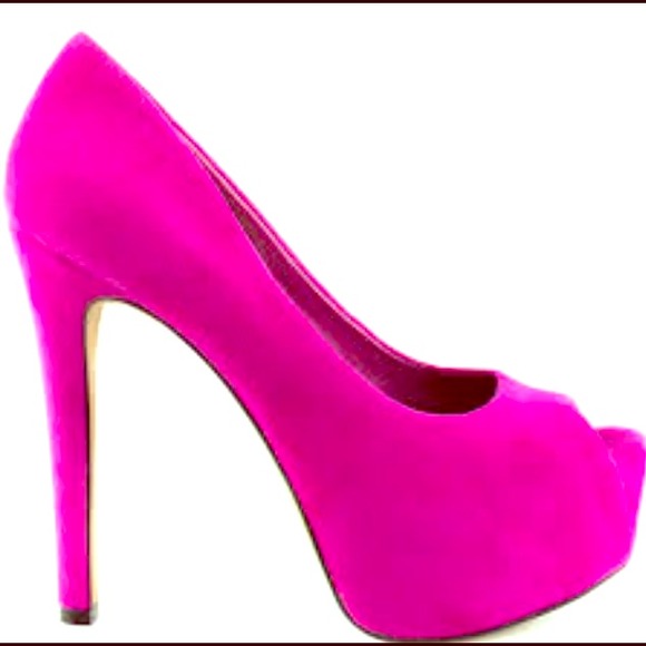 Bakers Hot Pink Peep Toe Pumps