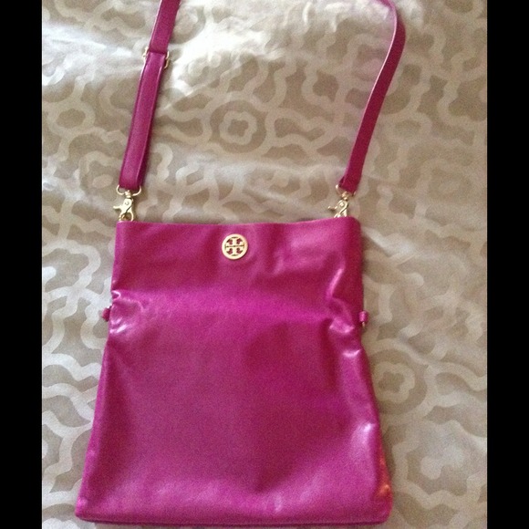 πHPπTORY BURCH Leather Dena Foldover Crossbody - Picture 3 of 4