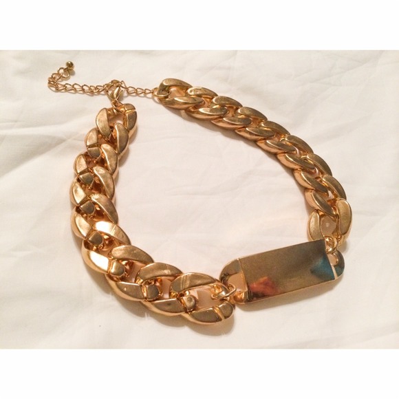 ID TAG NECKLACE