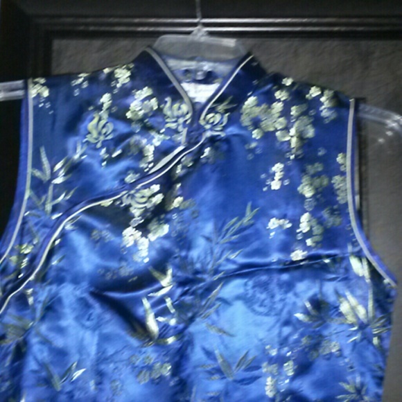 Japanese dress - Picture 2 of 4