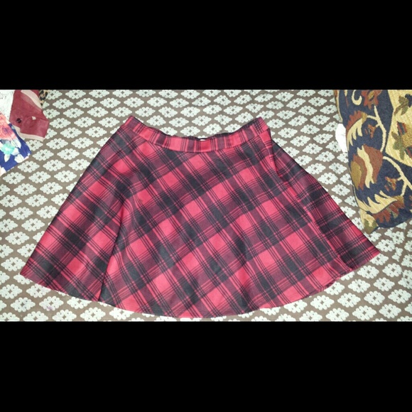 Plaid skater skirt