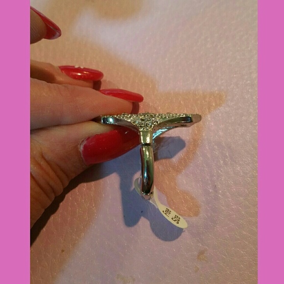 Antique Designed Ring HOST PICK - Picture 2 of 2