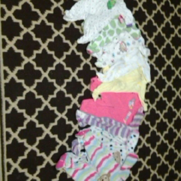 Sleeper bundle! 9 Newborn girls