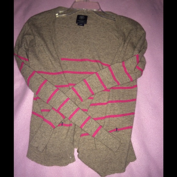 AEO cardigan - Picture 1 of 2
