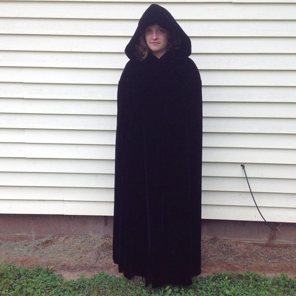 Bundle for @alu0515 cape, scarf and white tank