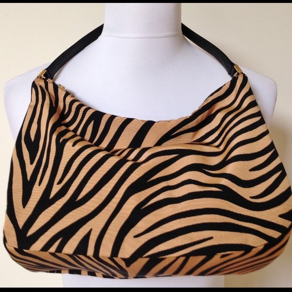 Reduced! Authentic kate spade tiger tauppe purse💕