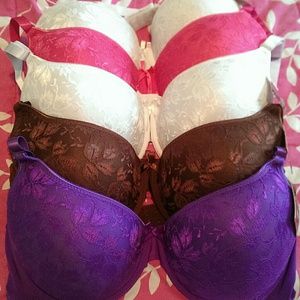 5 Bras! Never been worn!