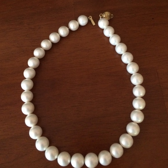 Pearl necklace